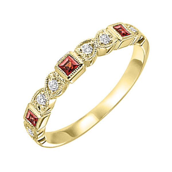 10Kt Yellow Gold Diamond (1/10Ctw) & Garnet (1/6 Ctw) Ring