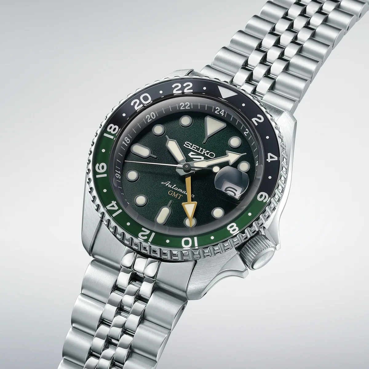 Seiko 5 Sports SSK035 view 2